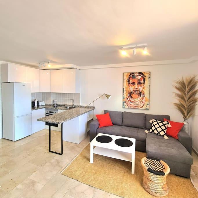Sunny Ocean View Apartment بالم مار المظهر الخارجي الصورة