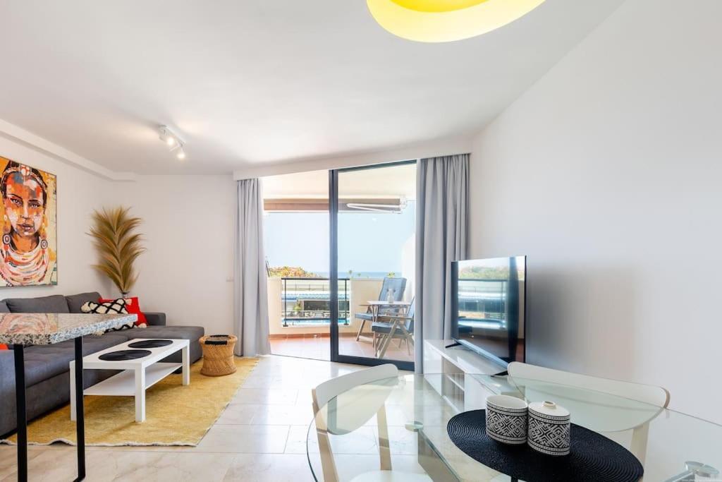 Sunny Ocean View Apartment بالم مار المظهر الخارجي الصورة