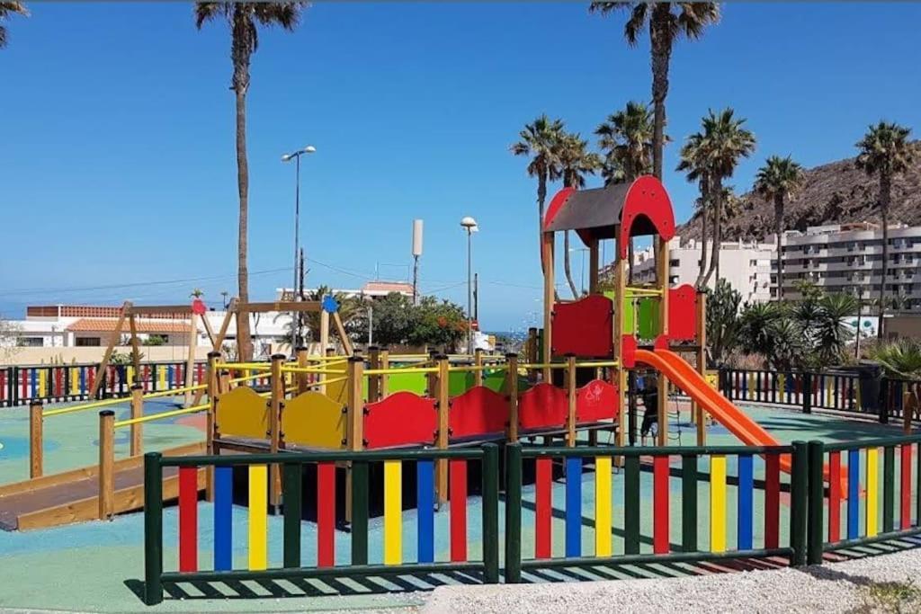 Sunny Ocean View Apartment بالم مار المظهر الخارجي الصورة